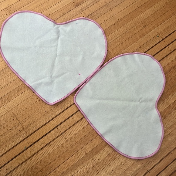 2 small carpets - Picture 6 of 8